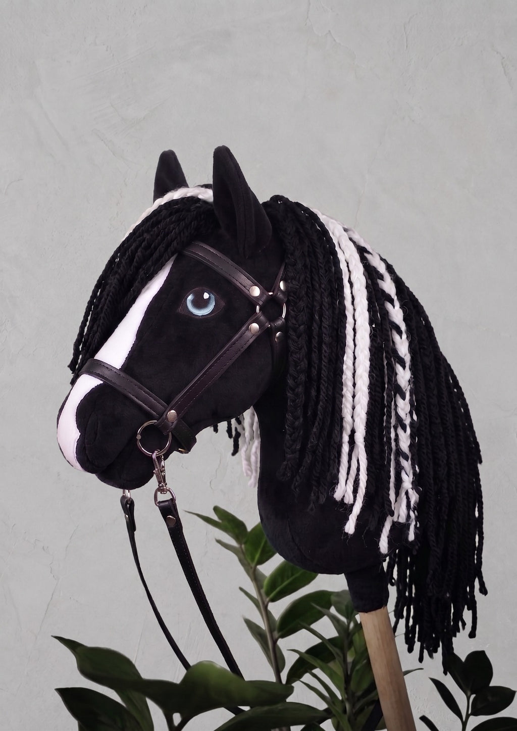 Black and White Stick Horse Toy, Pinto Hobby Horse for Kids Pretend Play, Blue Eyed Horse Lover Gift, Fluffy Halter Included