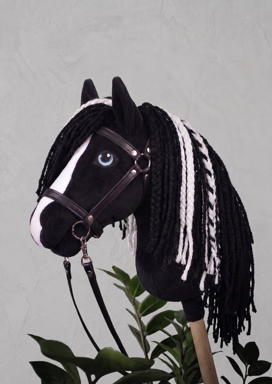 Black and White Stick Horse Toy, Pinto Hobby Horse for Kids Pretend Play, Blue Eyed Horse Lover Gift, Fluffy Halter Included